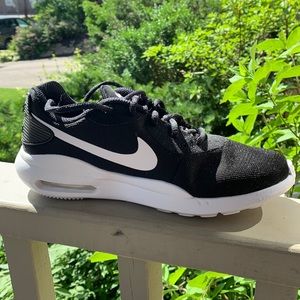 Like New Nike Running Shoes